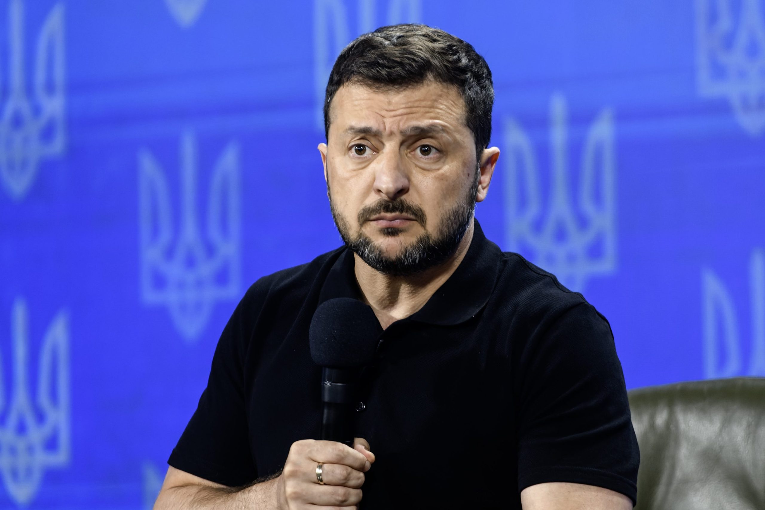 Rais wa Ukraine Volodymyr Zelensky katika tukio la umma
